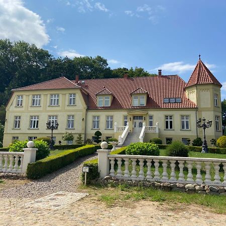 Apartamento Gutshaus Wohlenhagen Wohlenberg Exterior foto